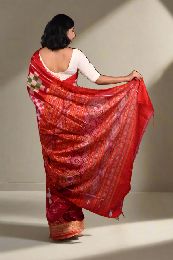 Red & Pink Pasapali Khandua Silk Saree – Traditional Handwoven Elegance