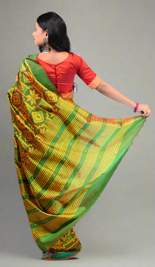Khandua Handwoven Silk Saree – Green & Yellow | Whole Body Bandha Design | Contemporary Striped Pallu | Traditional Odisha Weave