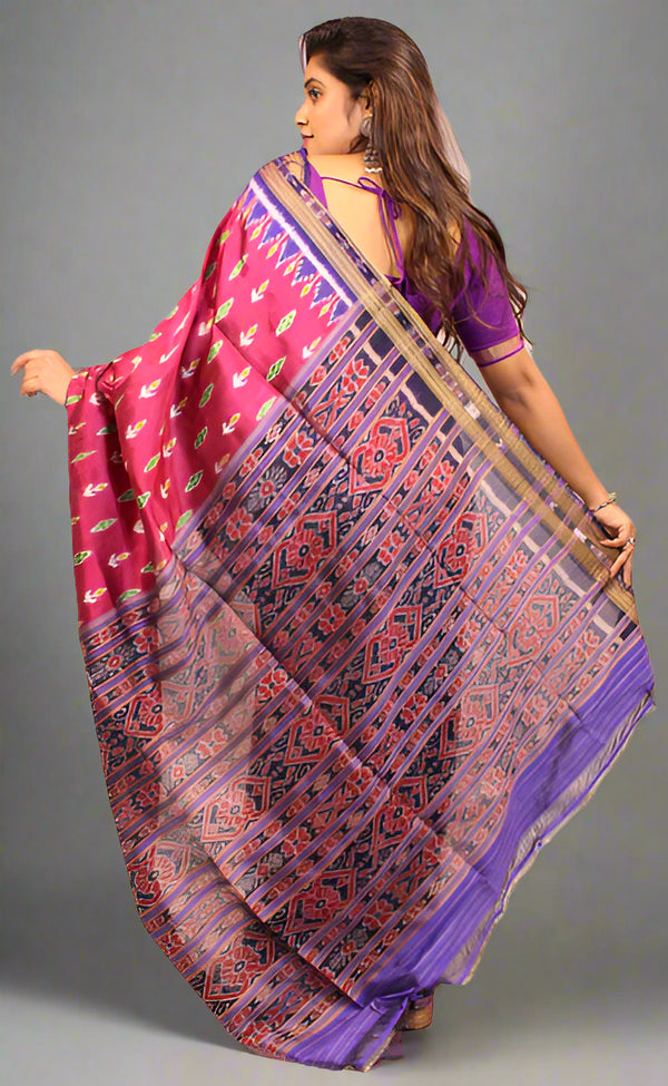 Khandua Rani Pink Saree with Small Flower Body Bandha and Blue Bandha Pallu – Handwoven Traditional Silk